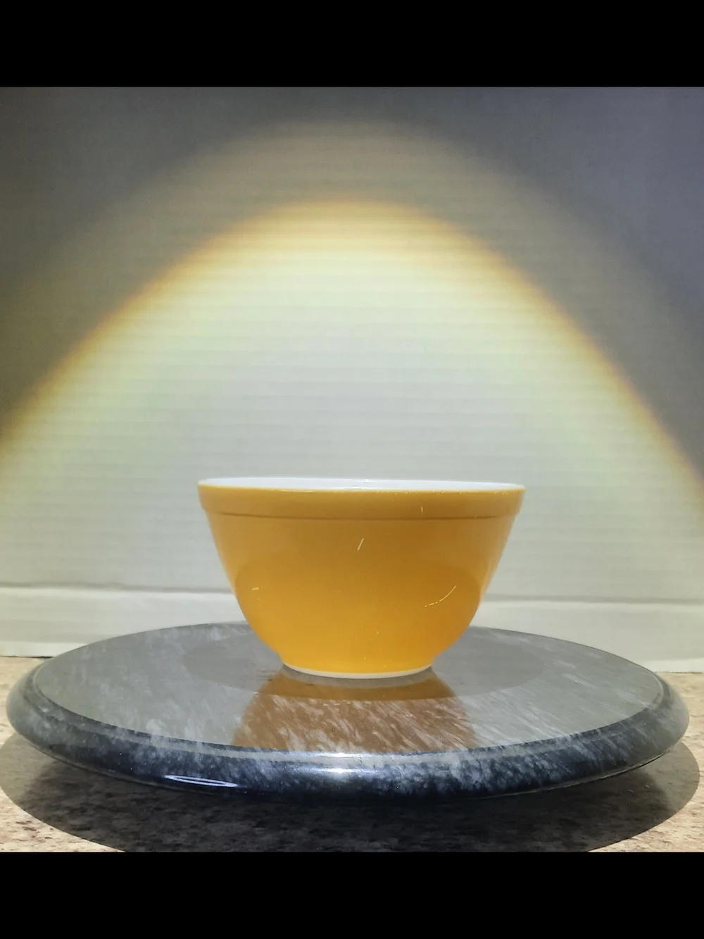 Pyrex Butter Yellow 401 Mixing Bowl - NOT Verde Yellow